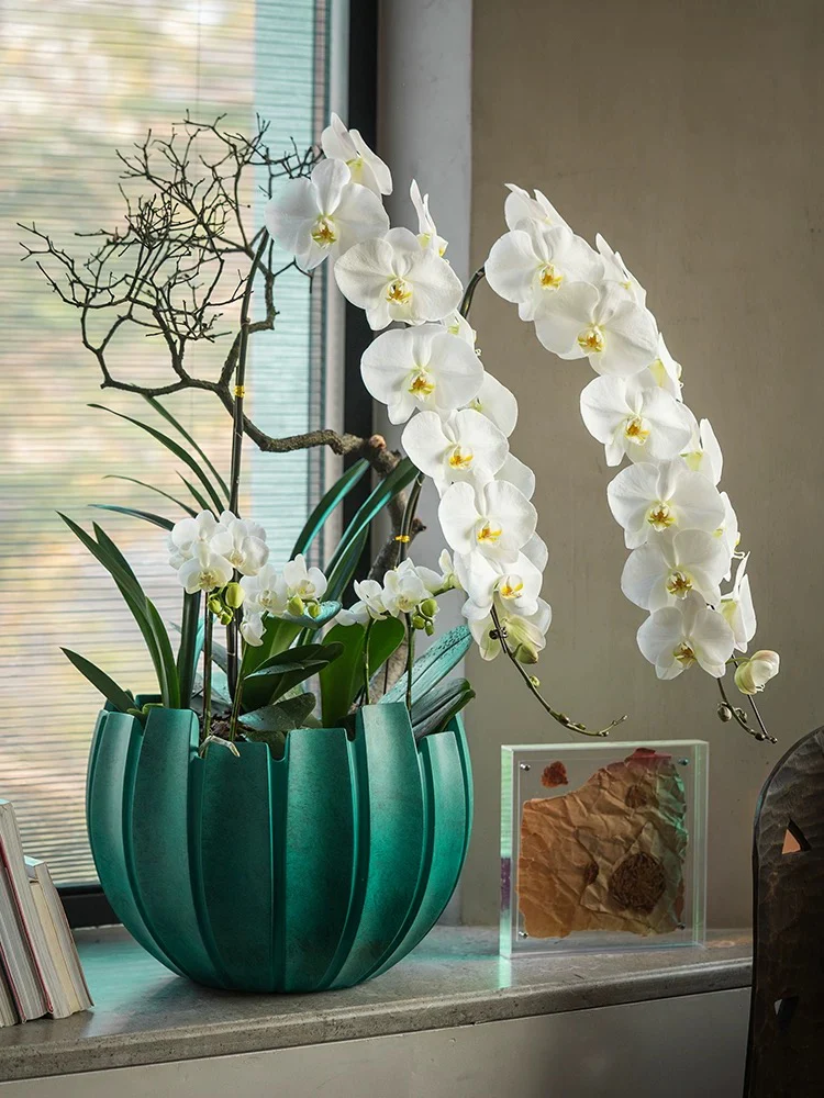 Minimalist Decor: Using Artificial Orchid Centerpieces for Clean Aesthetics